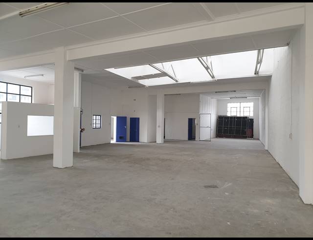 448M² WAREHOUSE TO LET IN OBSERVATORY